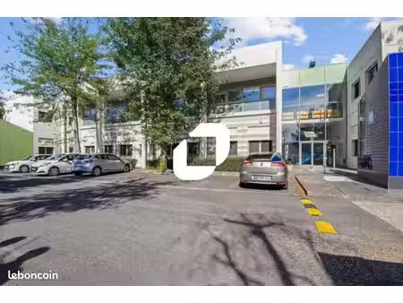 bureau 183 m²