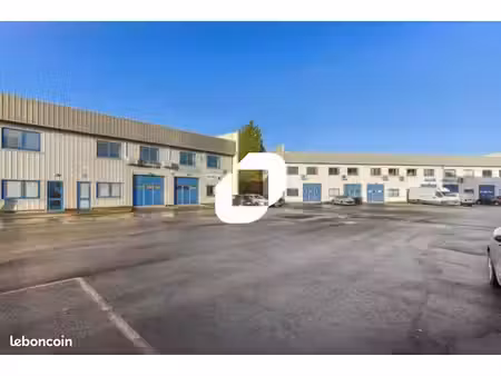 local d'activité 211 m²