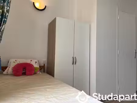 appartement 1 pièce 12 m²