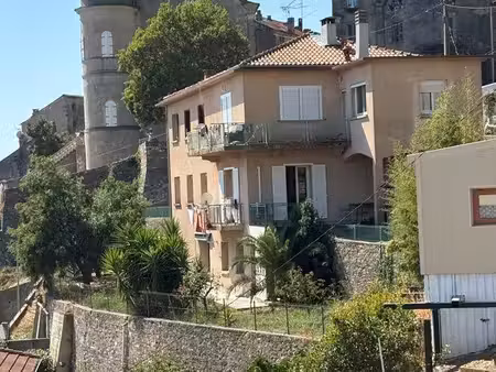 bel appartement à cervioni de 165 m2 avec vue mer  jardin et garage