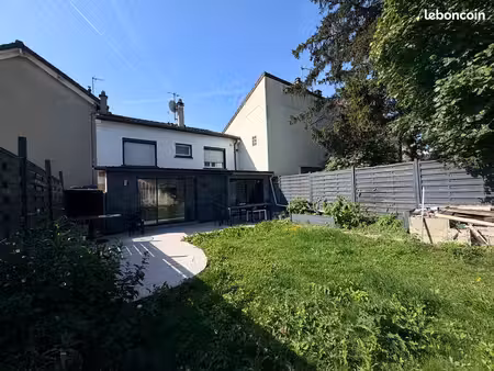 maison 5 pièces 3 ch
