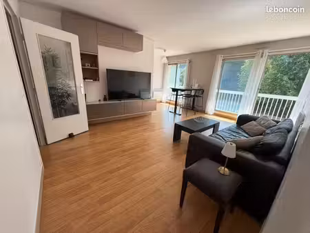le pré-saint-gervais – beau 2 pièces de 53 m² avec balcon  cave et vue sur jardin