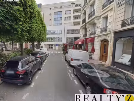 local commercial 35 m²