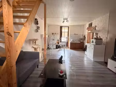 maison de ville 107 000 euros