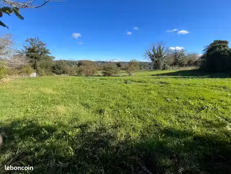 terrain 2 078 m² saint germain les vergnes