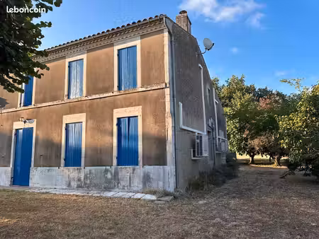 coze- vend maison charantaise
