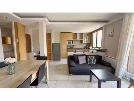 appartement t3 proche des commodités