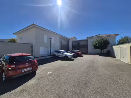 appartement t3 avec terrasse et garage à saint-jean-de-niost