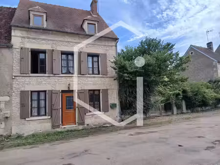 maison familiale avec terrain et dépendances