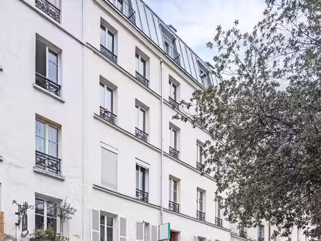 location commerce 71m²