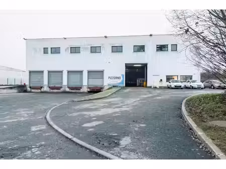 location entrepôt amblainville 60110 1458m²