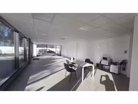 location entrepôt la seyne sur mer 83500 1066m²