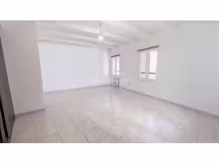 studio de 35m2 sur pont saint esprit