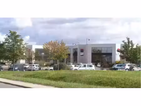 location bureaux bourges 18000 186m² à 744m²