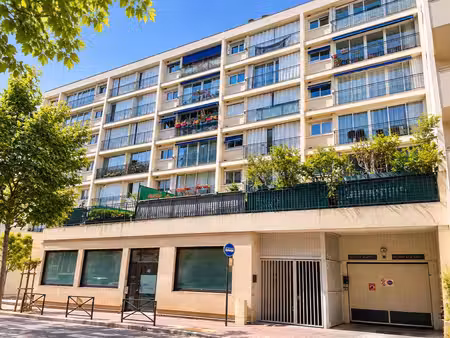 levallois-perret - parking proche mairie - 22 000 € fai