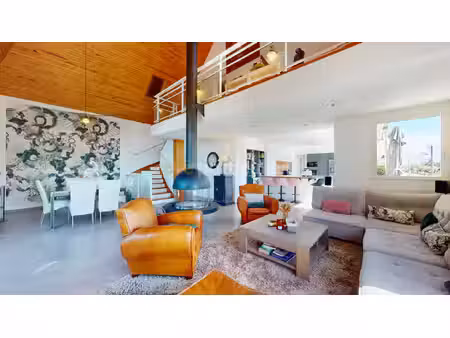 maison familiale à 100m de la mer - saint martin de brehal