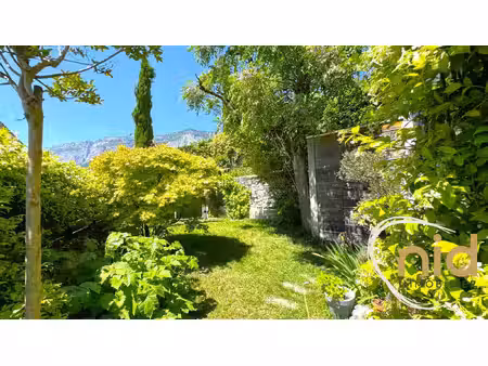 saint-ismier maison de village avec terrasse et jardin