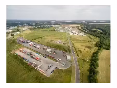 vente terrain vierzon 18100 200000m²