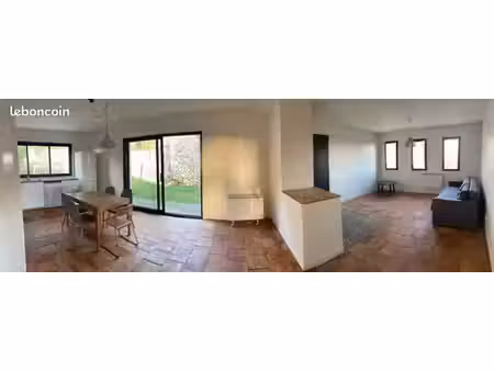 location maison de ville
