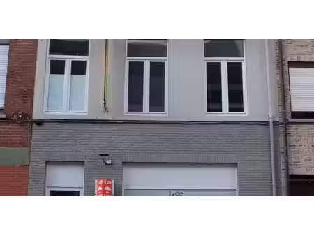 bien commercial à vendre à menen pour € 145.000 avec 2 chambres à coucher