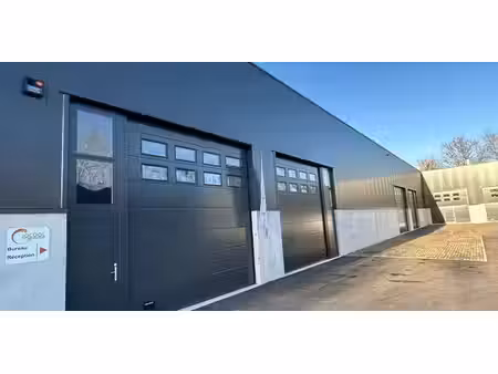 bâtiment d’entreprise à vendre à maffle pour € 158.625