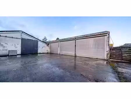 sous option - box à vendre à macon