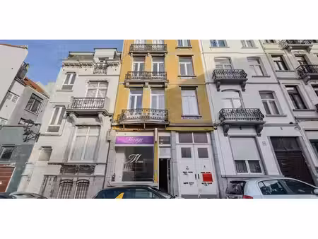 bien commercial à vendre à saint-gilles pour € 165.000