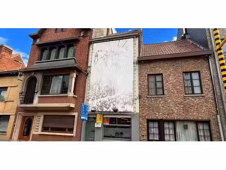 entrepôt à vendre à wevelgem pour € 165.000 avec 3 chambres à coucher