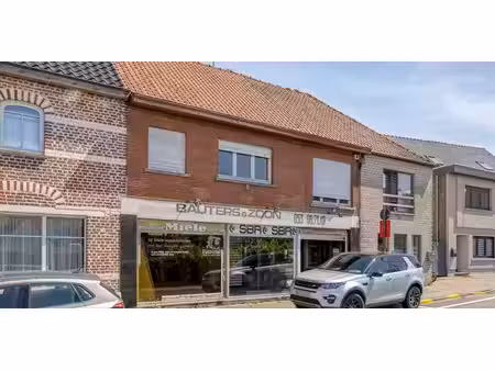 sous option - usage mixte à vendre à hekelgem avec 3 chambres à coucher