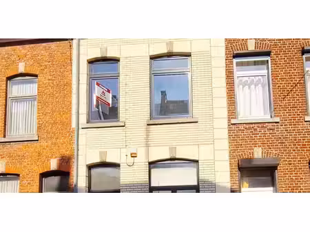 maison à vendre à gosselies pour € 165.000 avec 3 chambres à coucher