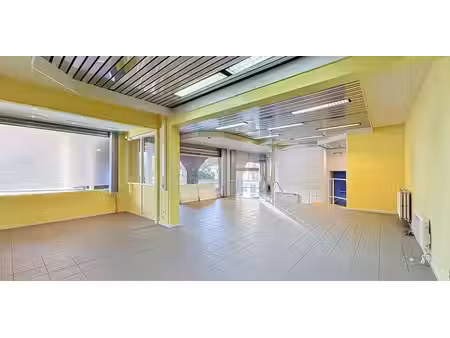 bâtiment commercial à vendre à mouscron pour € 179.000