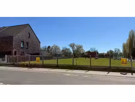 terrain à bâtir à vendre à mere pour € 170.000