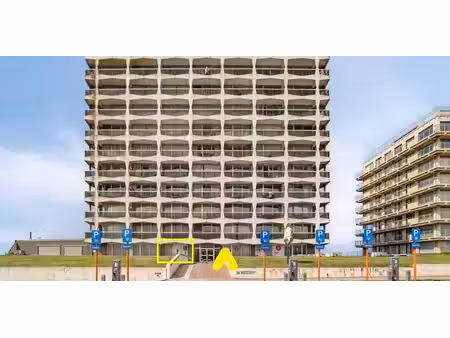 app. rez-de-chaussée à vendre à de panne pour € 115.000