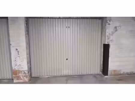 garage à vendre à deurne pour € 29.800