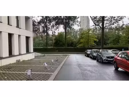 garage en sous-sol à vendre à anderlecht pour € 14.420