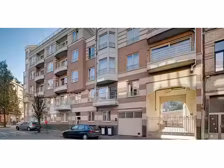 garage en sous-sol à vendre à etterbeek pour € 28.000