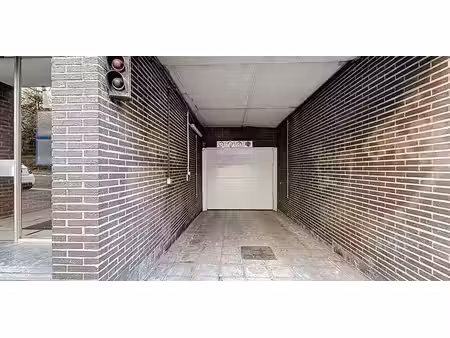 garage en sous-sol à vendre à uccle pour € 16.000