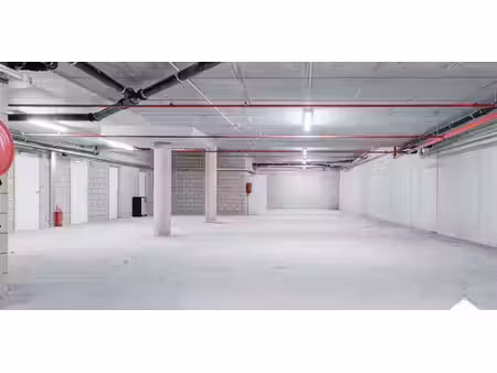 garage à vendre à genk pour € 27.500