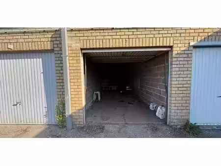 box à vendre à gistel pour € 34.900