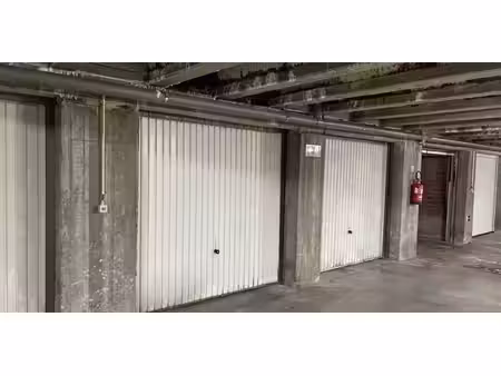 garage à vendre à stene pour € 25.000