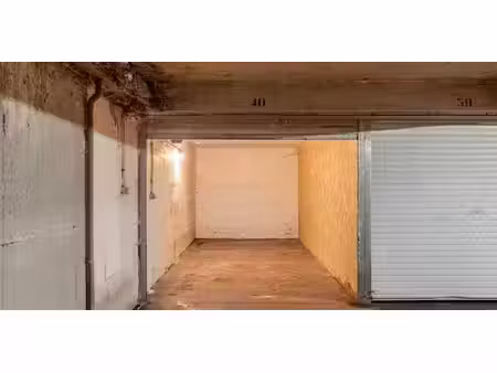 box à vendre à renaix pour € 24.500
