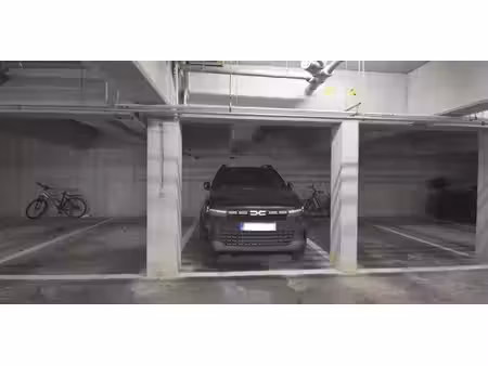 sous option - garage à vendre à sint-pieters-leeuw