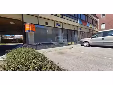 bien commercial à vendre à châtelet pour € 50.000