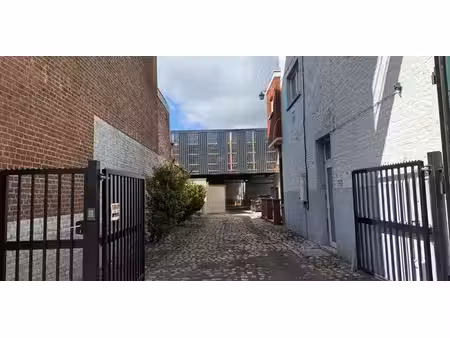 entrepôt à vendre à la louvière pour € 47.500