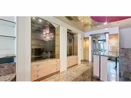 bien commercial à vendre à tienen pour € 99.000