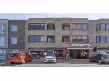 bien commercial à vendre à olsene pour € 160.000 avec 1 chambre à coucher