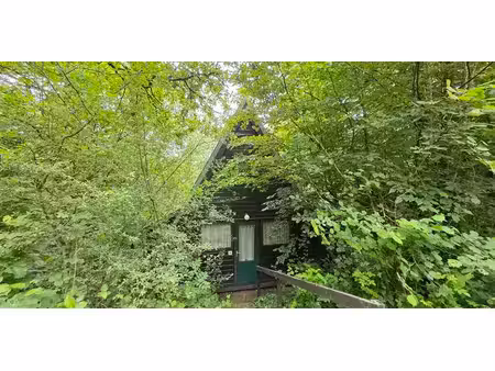 sous option - chalet à vendre à grandhan avec 2 chambres à coucher