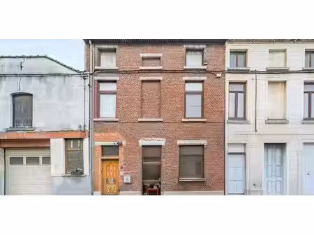 maison à vendre à dampremy pour € 40.000 avec 3 chambres à coucher