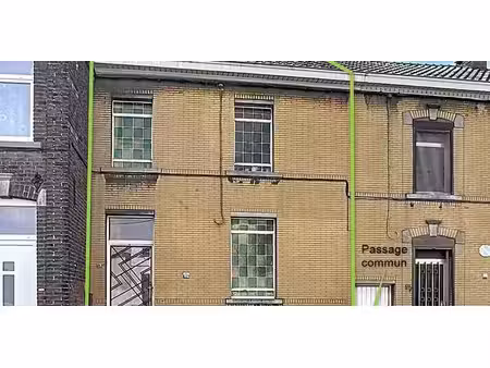 maison à vendre à manage pour € 80.000 avec 3 chambres à coucher