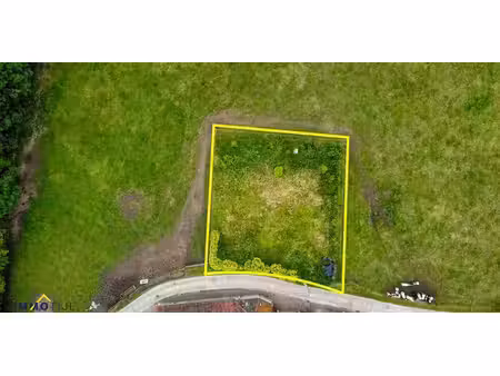 terrain à vendre à mere pour € 16.000